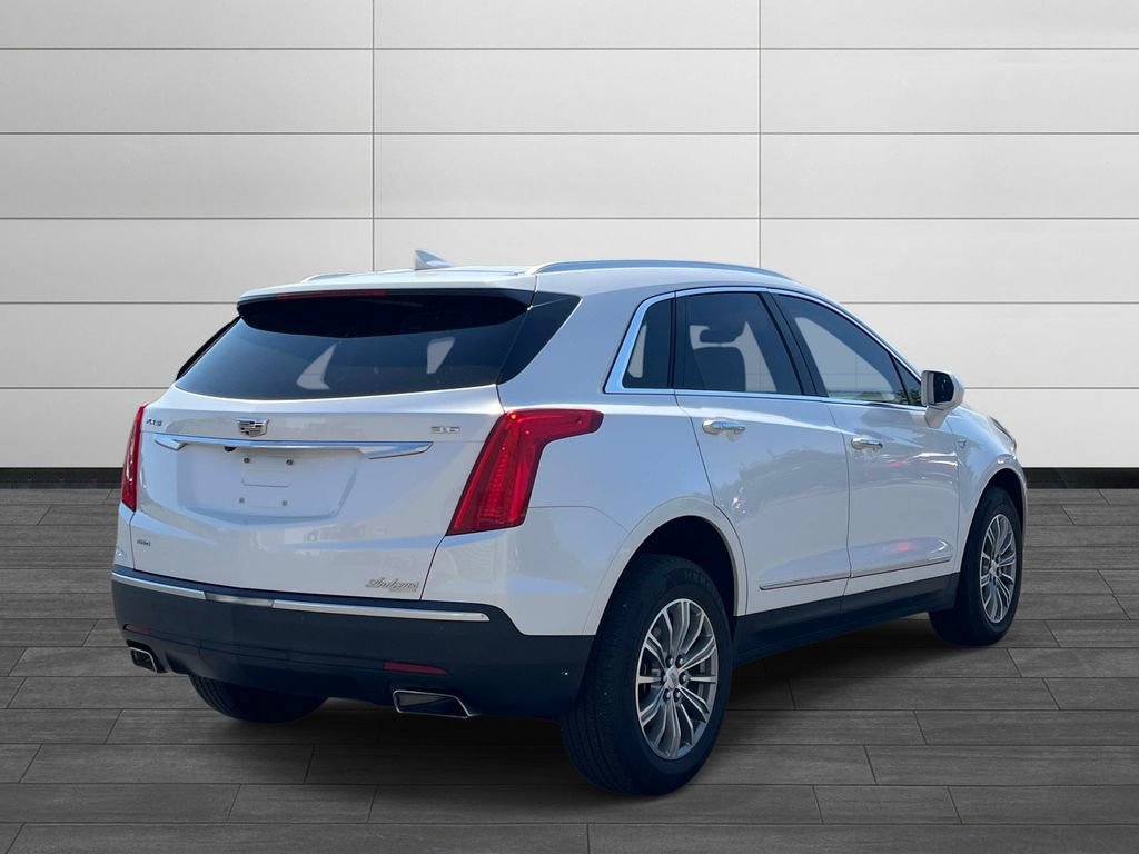 Used 2017 Cadillac XT5 Luxury image 5