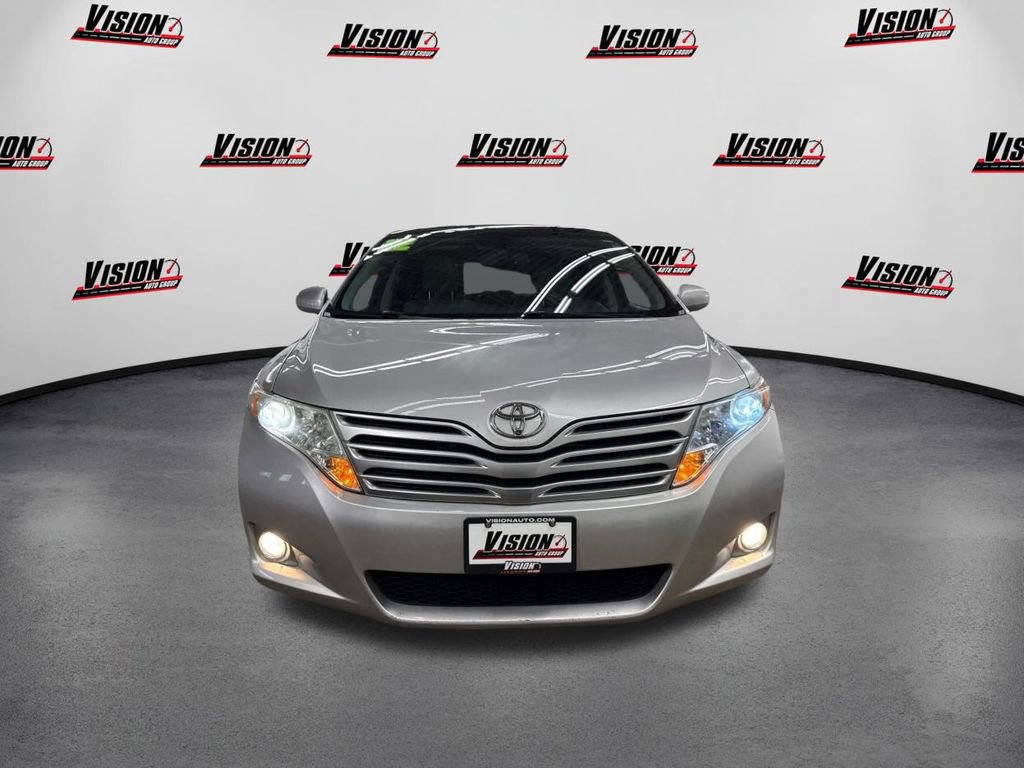 Used 2012 Toyota Venza Limited AWD/4WD image 2