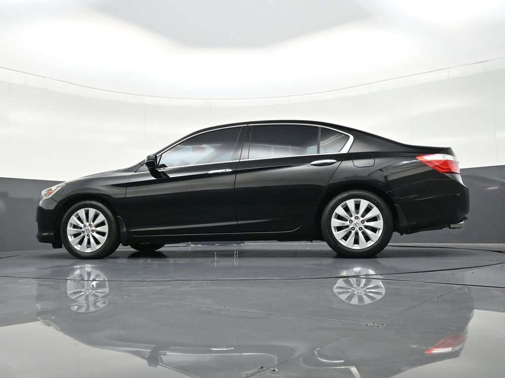 Used 2015 Honda Accord Touring image 25