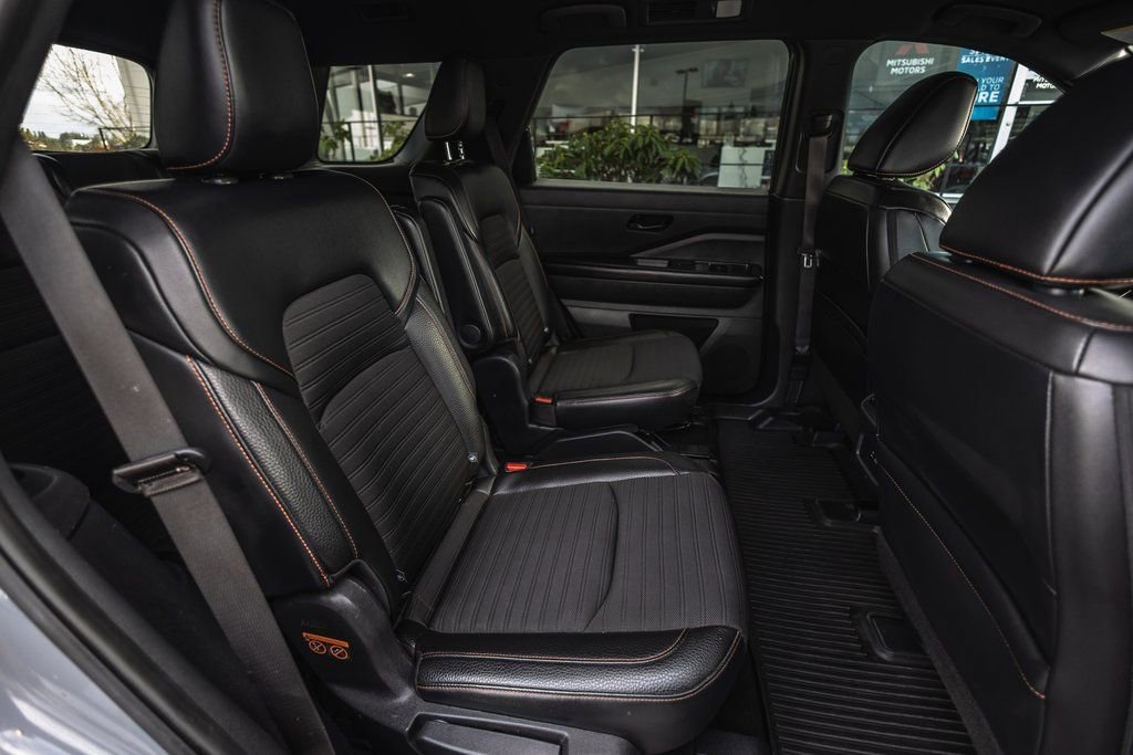Used 2023 Nissan Pathfinder Rock Creek image 31