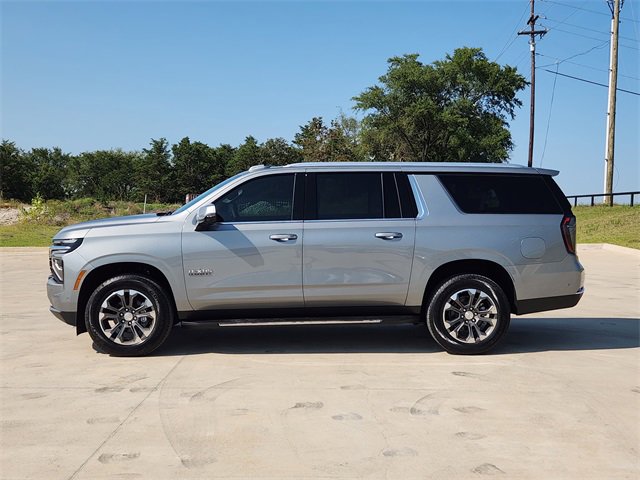 New 2026 Chevrolet Suburban LT w/ Comfort Package image 4