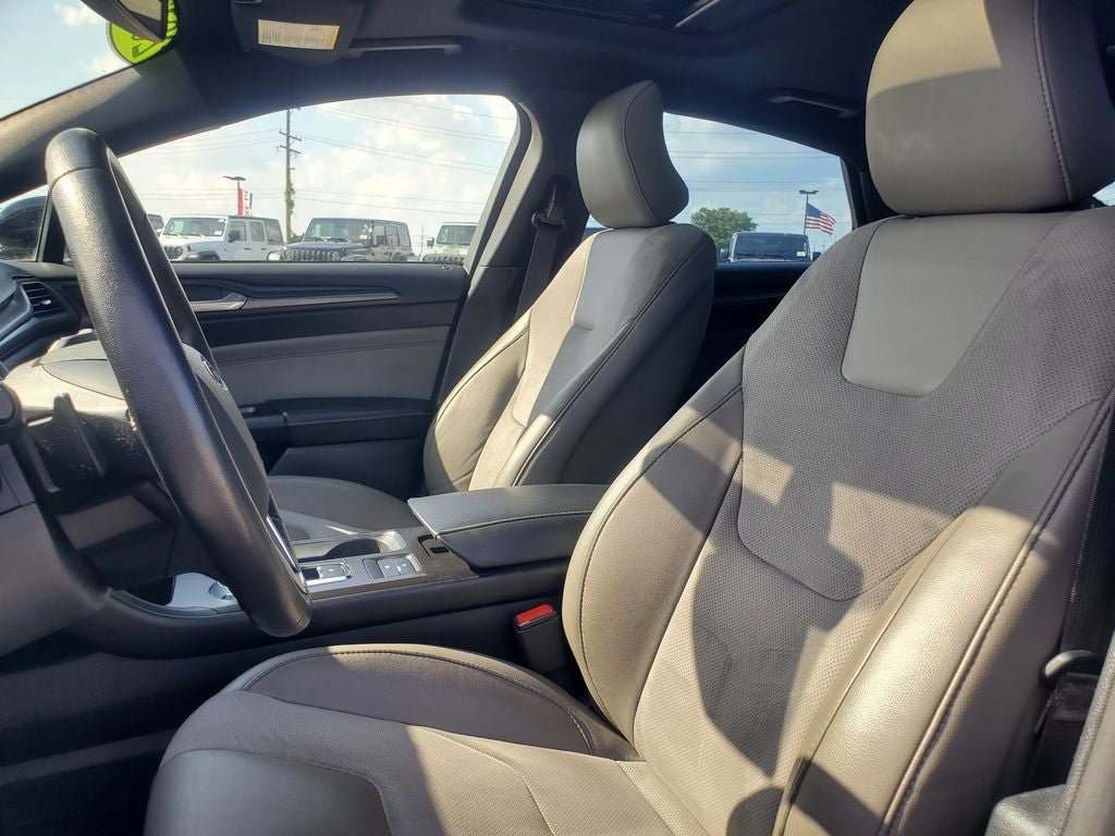 Used 2017 Ford Fusion Sport w/ Equipment Group 401A AWD/4WD image 9