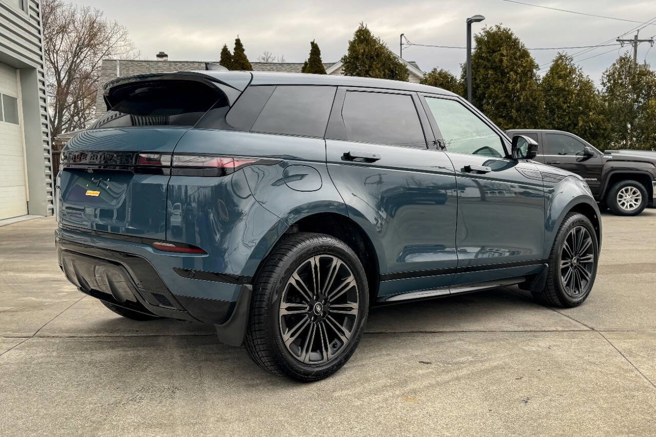 Used 2026 Land Rover Range Rover Evoque Dynamic SE image 3