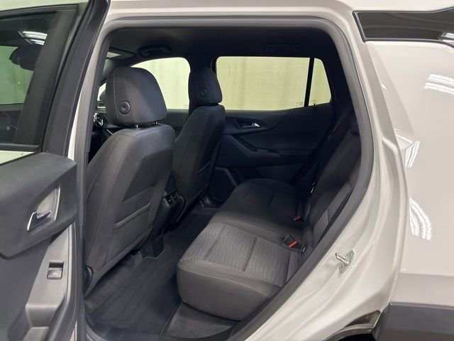 Used 2025 Chevrolet Equinox LT w/ Safety and Technology Package image 16