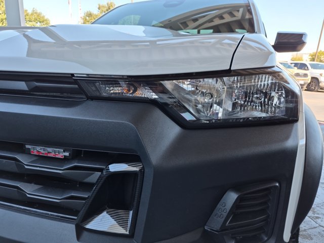 Used 2025 Chevrolet Colorado Trail Boss AWD/4WD image 25
