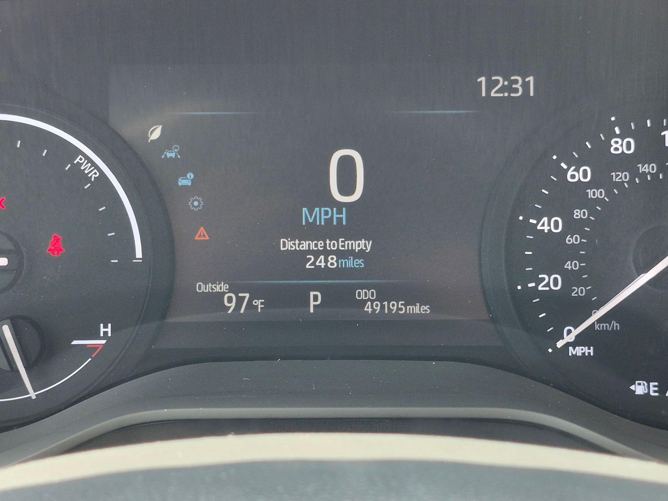 Used 2025 Toyota Sienna LE FWD image 24