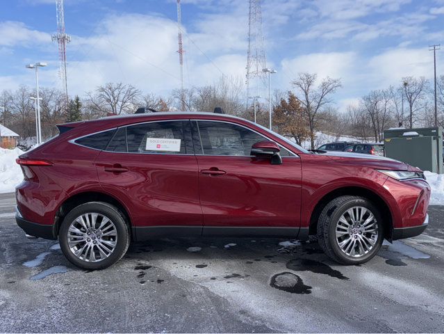 Used 2024 Toyota Venza XLE image 20