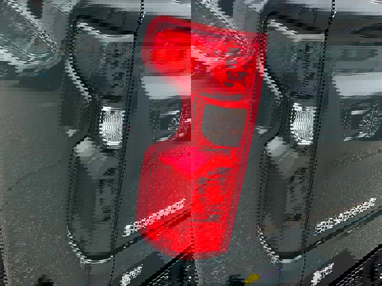 Used 2025 Chevrolet Silverado 1500 LT image 33