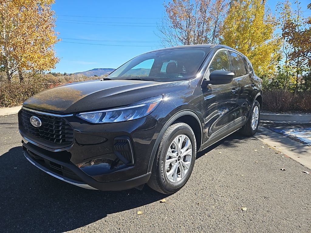 Used 2025 Ford Escape Active