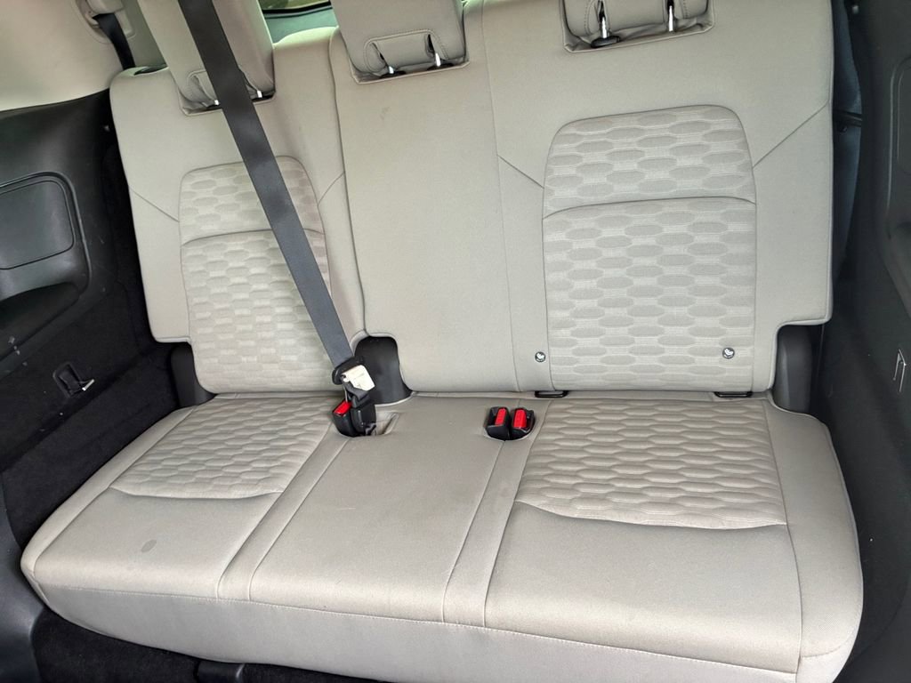 Used 2022 Nissan Pathfinder SV w/ Cargo Package image 5