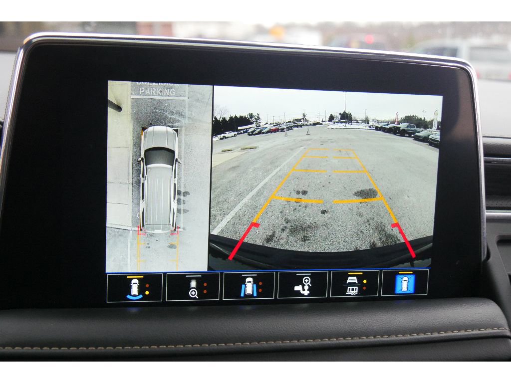 Used 2022 GMC Yukon SLT image 32