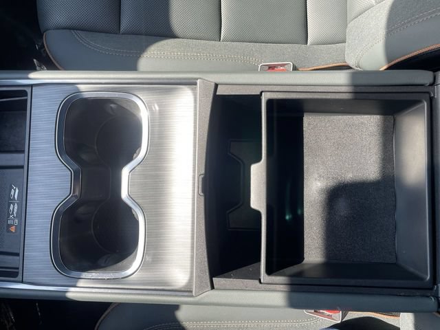 Certified 2024 GMC Acadia AT4 w/ Luxury Package AWD/4WD image 21