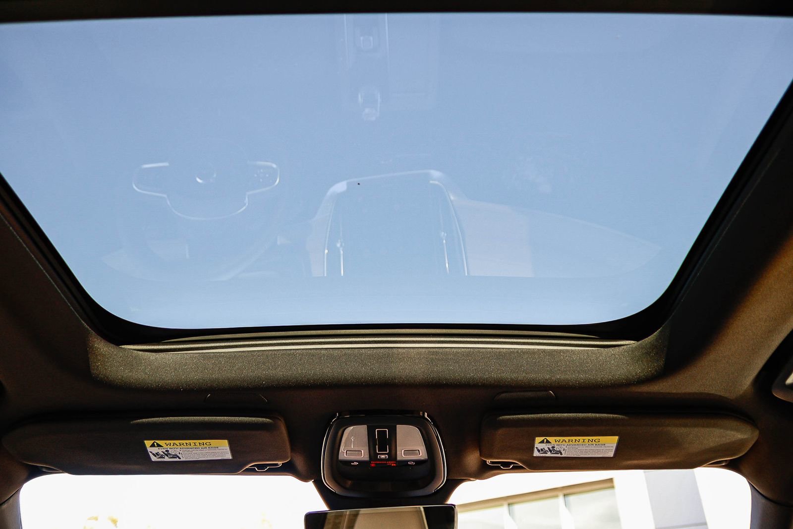 Certified 2026 Volvo XC90 B6 Plus w/ Protection Package image 18