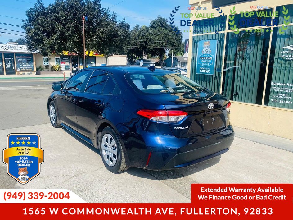 Used 2020 Toyota Corolla LE w/ Carpet Mat Package (TMS) FWD image 9
