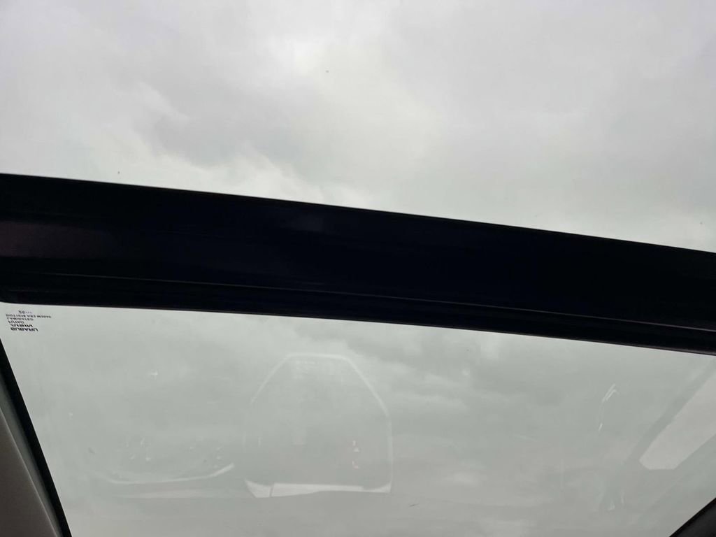 New 2026 Subaru Ascent Limited image 17