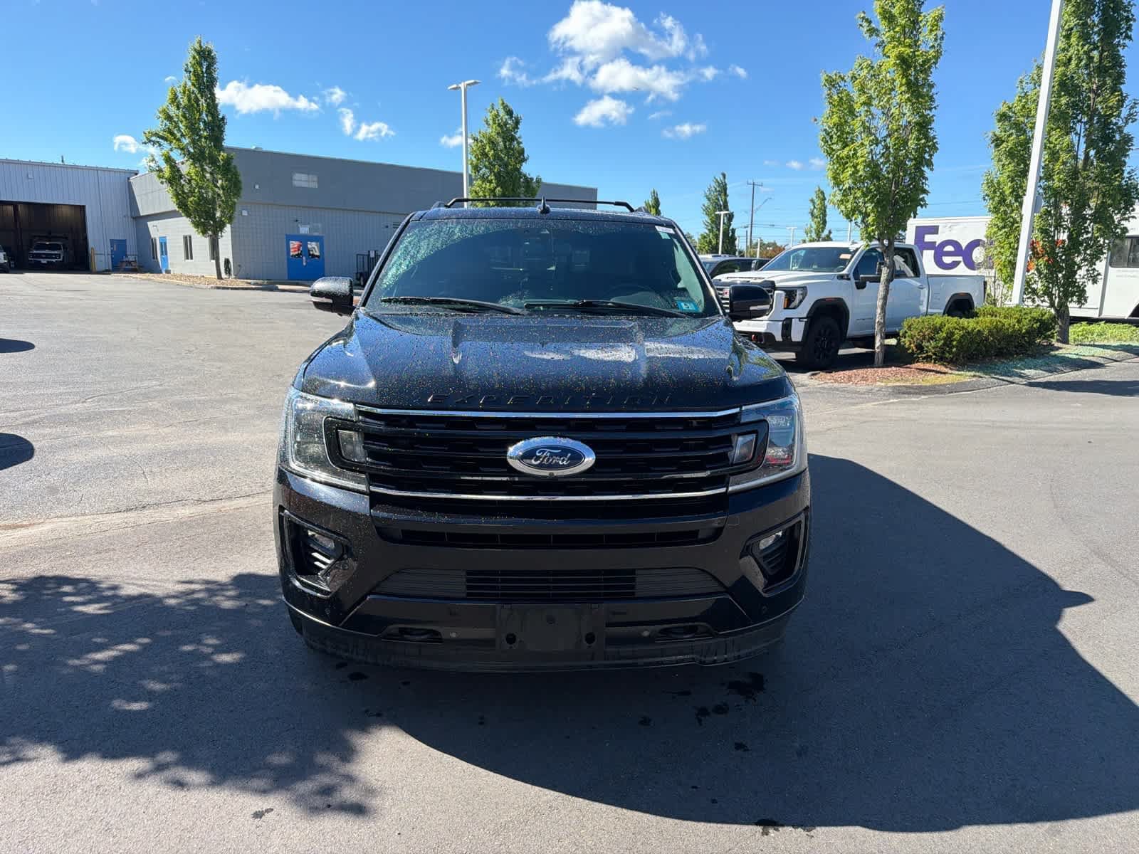 Used 2019 Ford Expedition Limited w/ Equipment Group 303A AWD/4WD image 2
