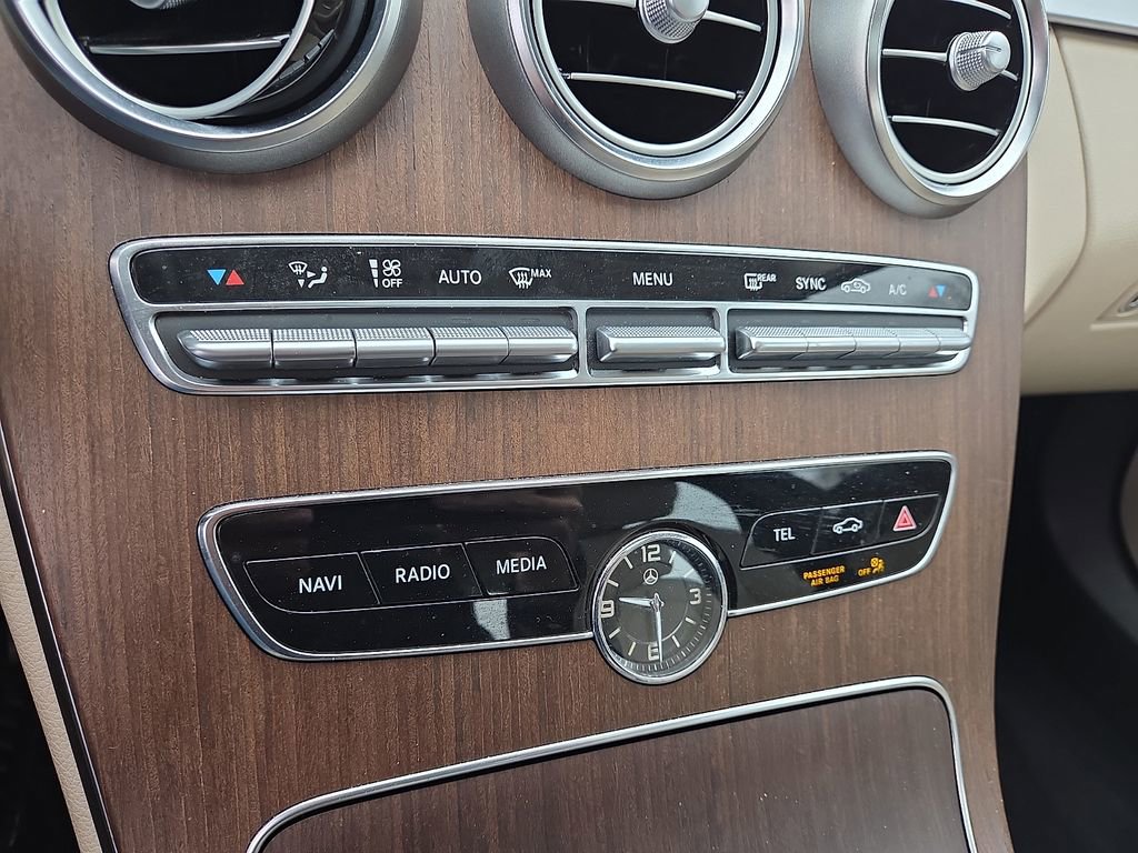 Used 2019 Mercedes-Benz C 300 4MATIC Sedan w/ Premium Package image 17