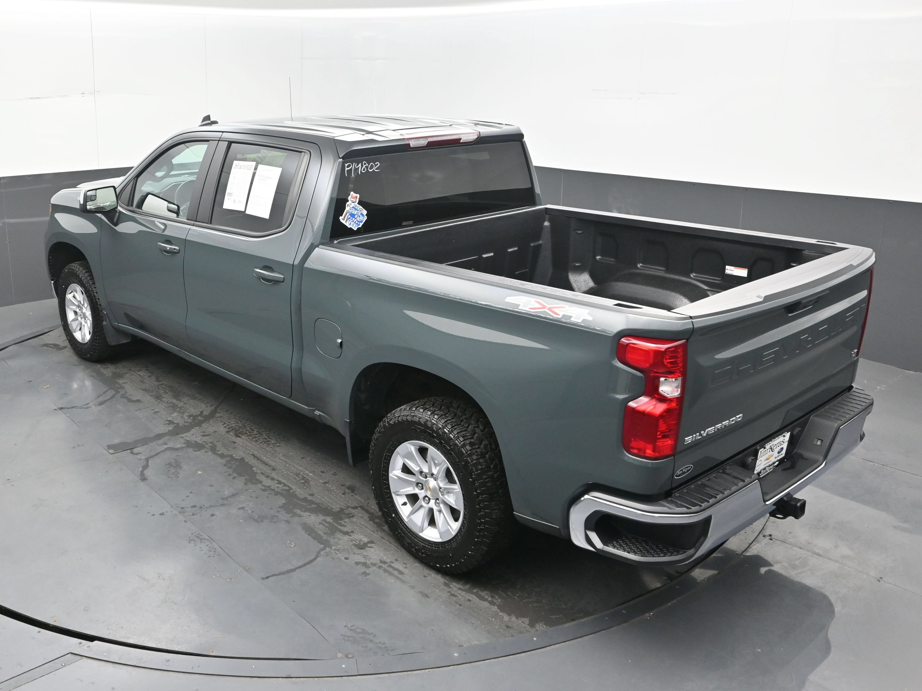 Used 2025 Chevrolet Silverado 1500 LT AWD/4WD image 35