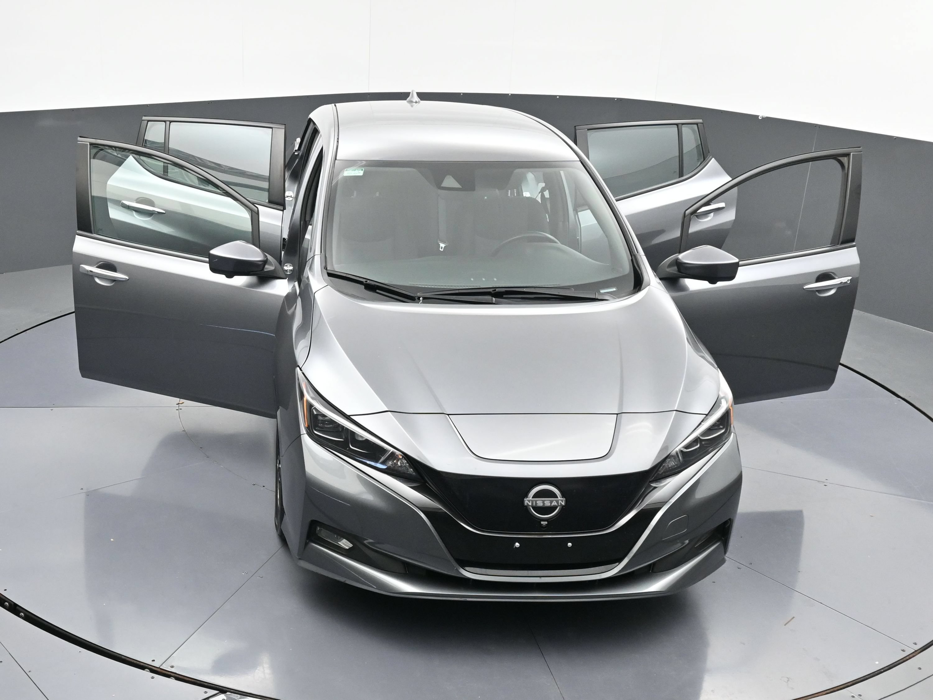 Used 2025 Nissan Leaf SV Plus FWD image 42
