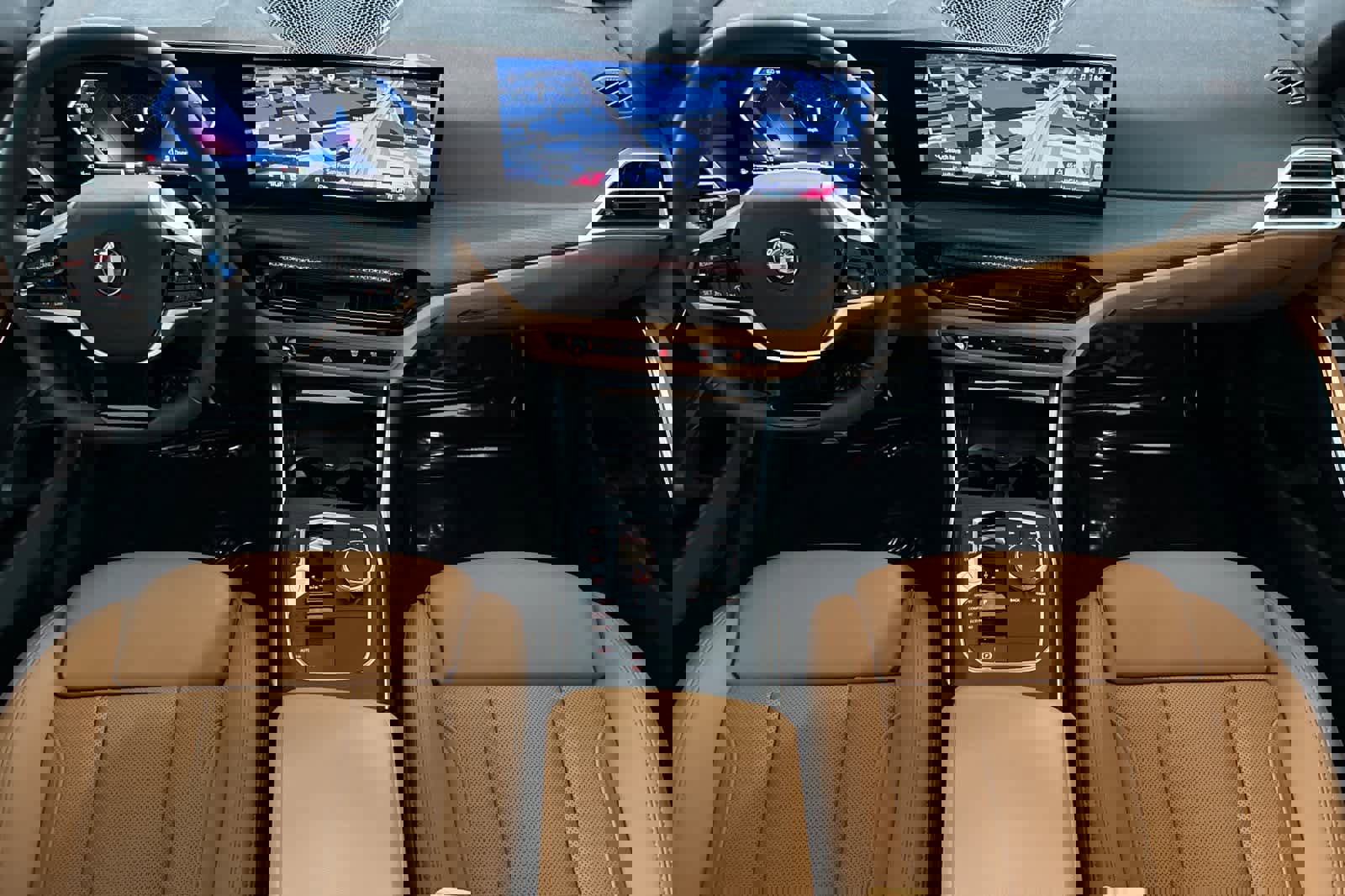 Used 2025 BMW 330i xDrive Sedan w/ Convenience Package image 3