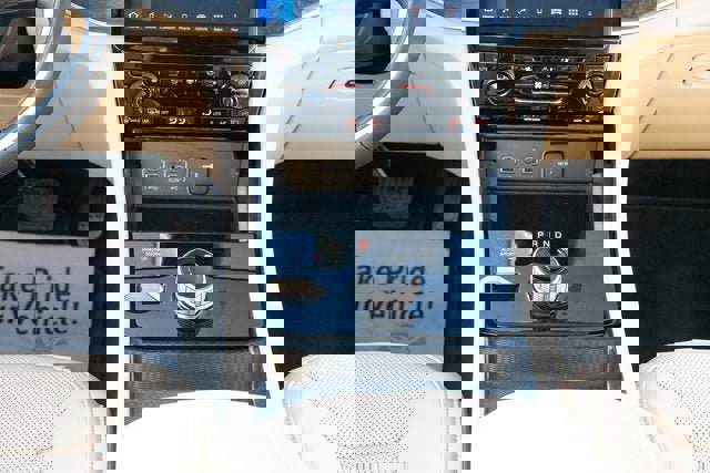 New 2025 Jeep Grand Cherokee L Limited w/ Luxury Tech Group II image 33