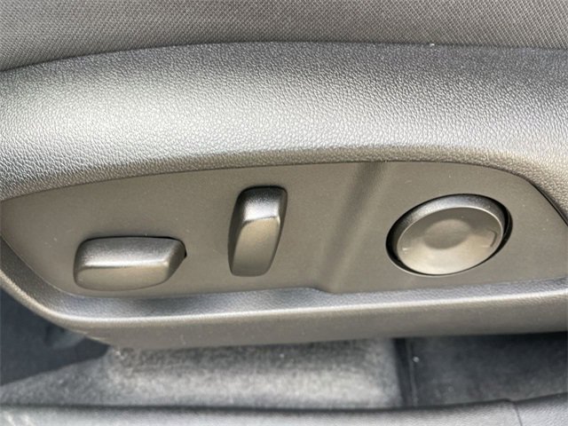 New 2026 Chevrolet Equinox LT image 12