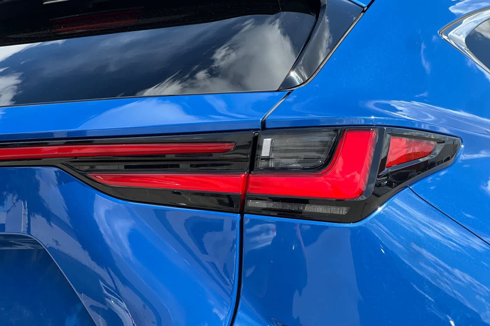 Used 2022 Lexus NX 250 FWD w/ Accessory Package 2 image 35