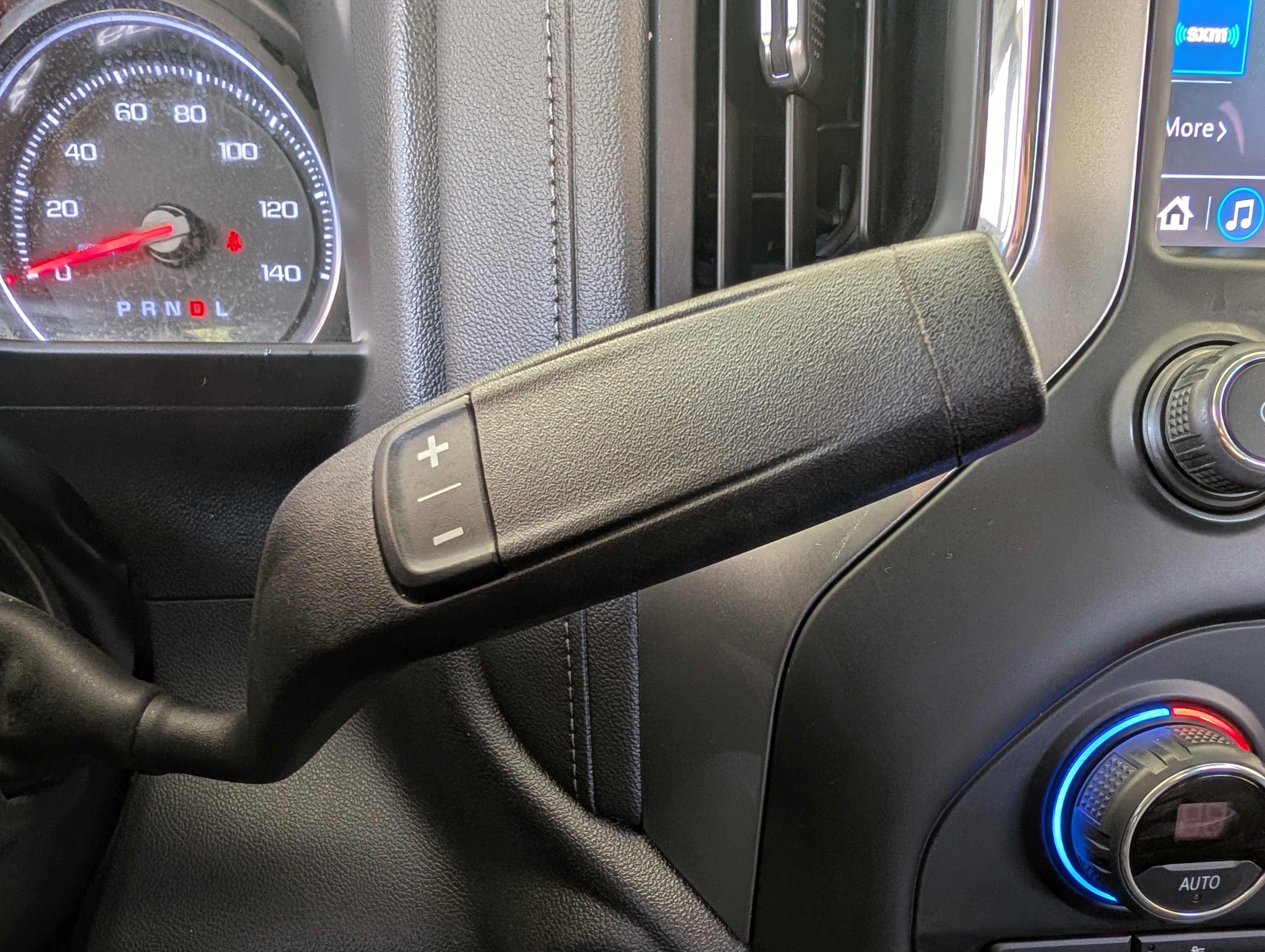 Used 2021 Chevrolet Silverado 1500 LT AWD/4WD image 30