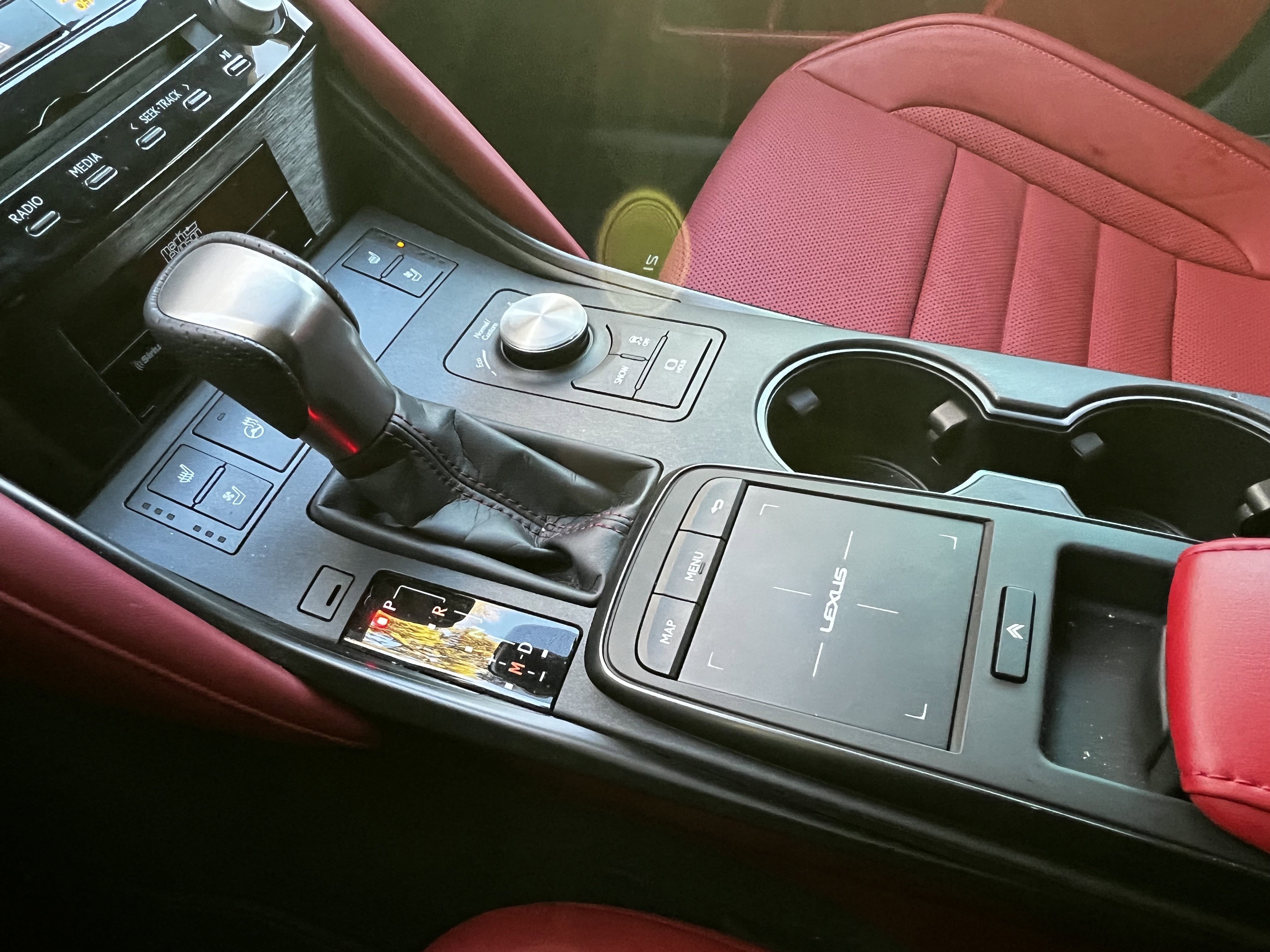 Certified 2025 Lexus IS 350 F Sport image 28