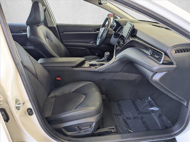Used 2023 Toyota Camry XLE w/ Cold Weather Package image 19