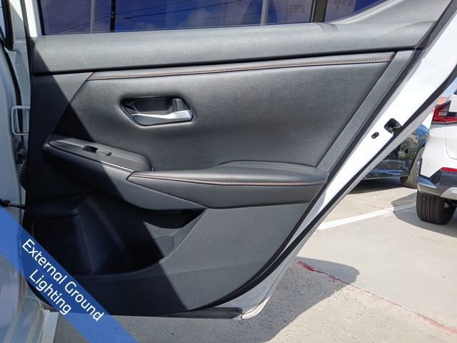 Used 2022 Nissan Sentra SR w/ Lighting Package image 9