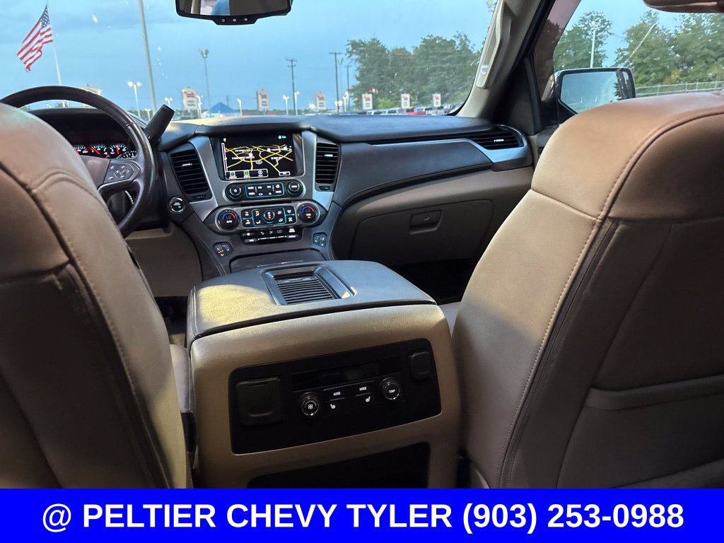 Used 2019 Chevrolet Suburban Premier AWD/4WD image 22