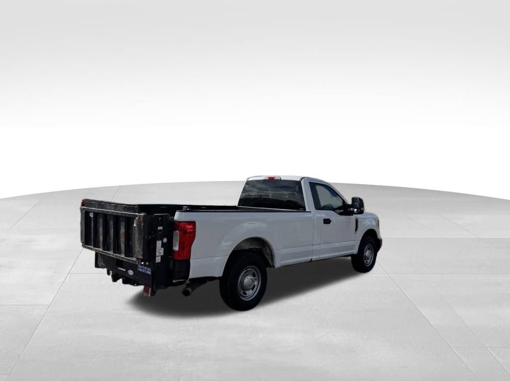 Used 2018 Ford F250 XL w/ Power Equipment Group image 9