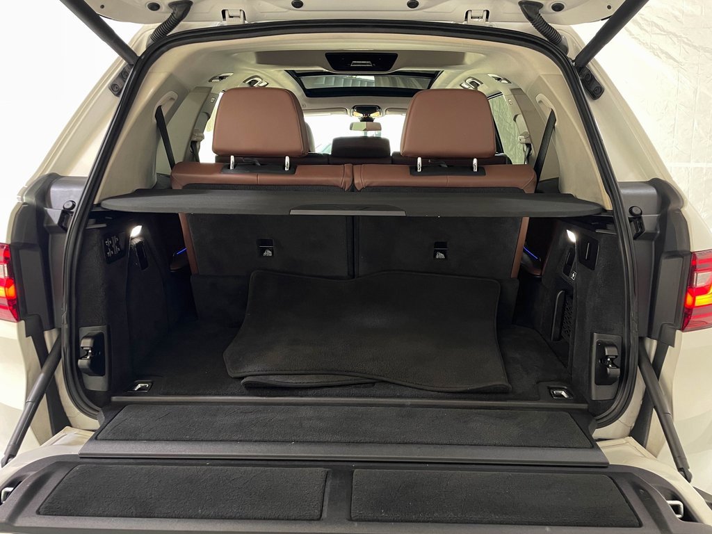 Used 2021 BMW X7 xDrive40i w/ Premium Package image 43