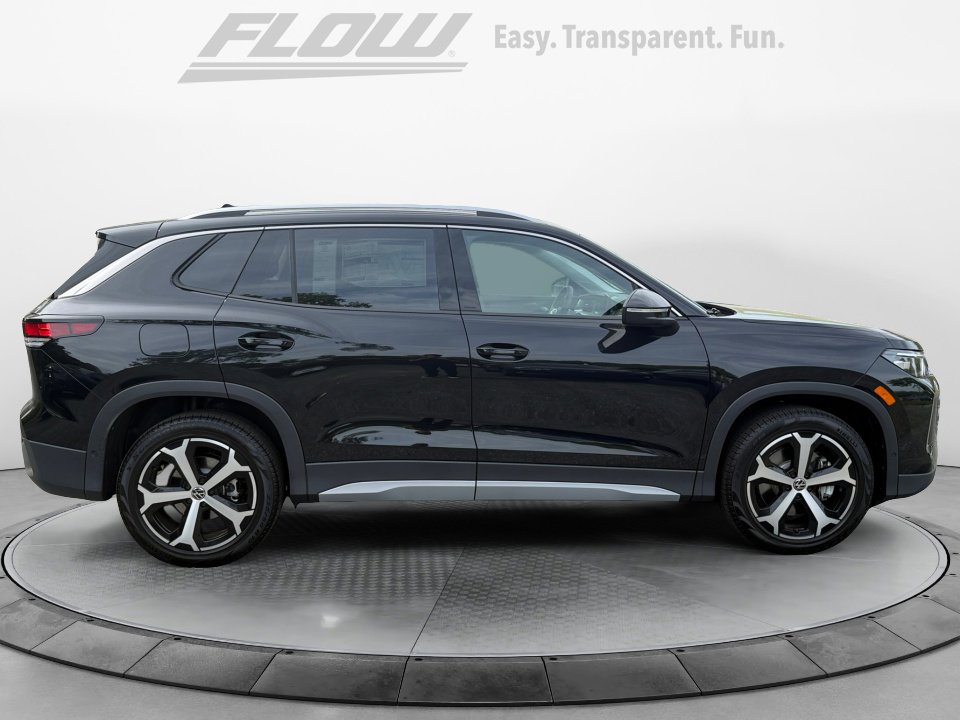New 2026 Volkswagen Tiguan SE AWD/4WD image 8
