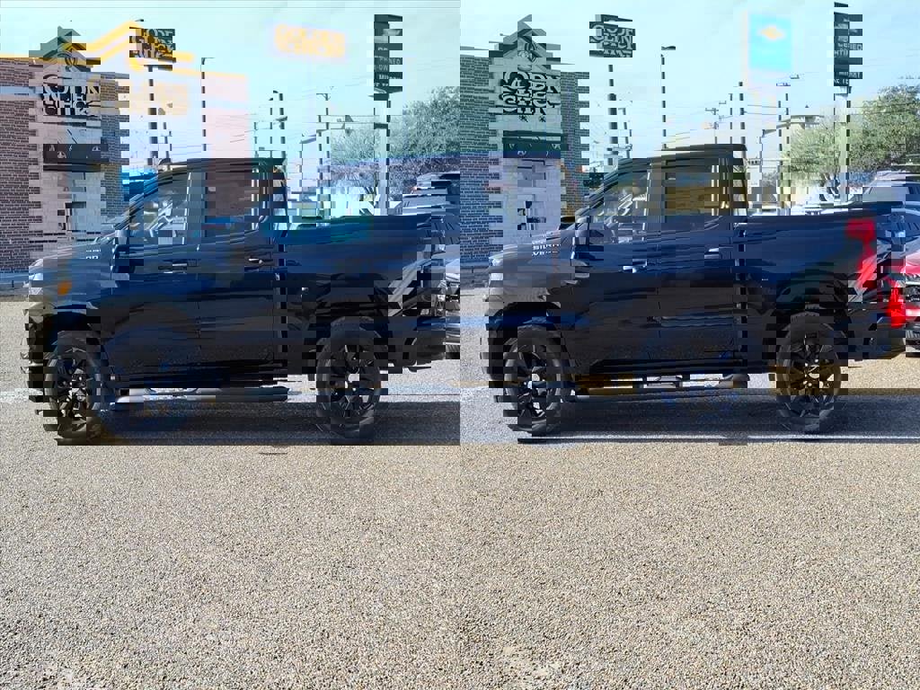 New 2026 Chevrolet Silverado 1500 Custom image 2