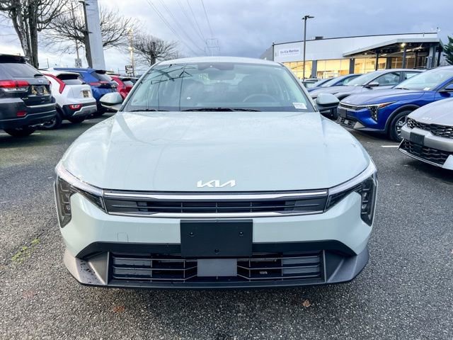 New 2025 Kia K4 LXS image 4