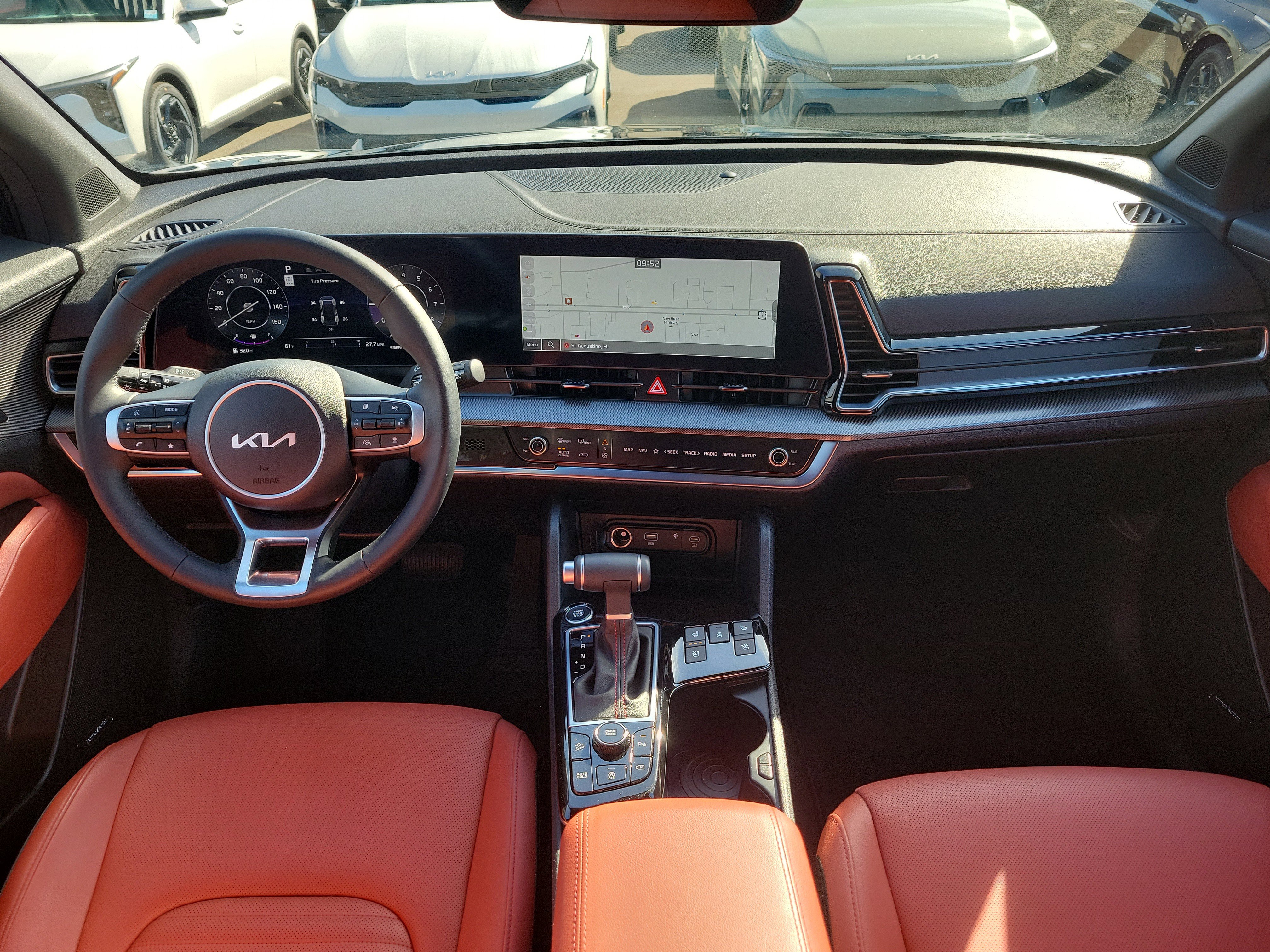 Certified 2025 Kia Sportage SX image 18