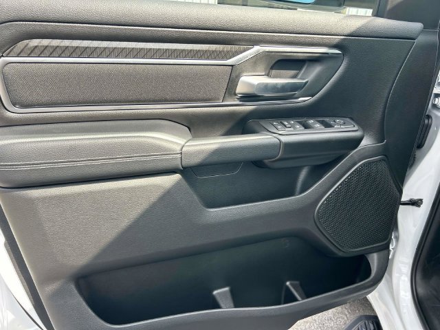 New 2027 RAM 1500 4x4 Crew Cab image 19