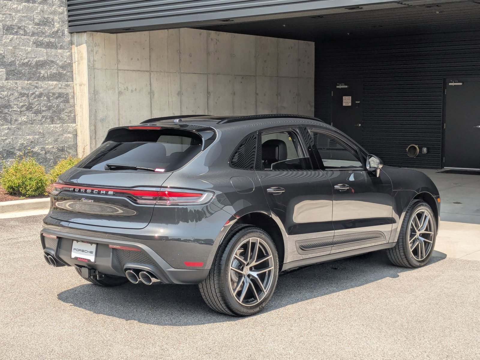 New 2025 Porsche Macan image 9