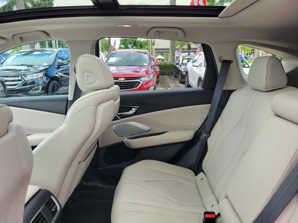 Certified 2025 Acura RDX w/ Technology Package AWD/4WD image 12