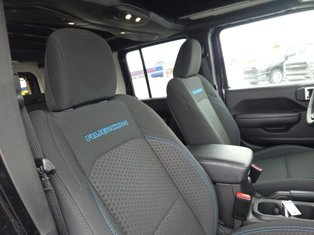 Used 2025 Jeep Wrangler Unlimited Rubicon 4xe w/ Safety Group image 41