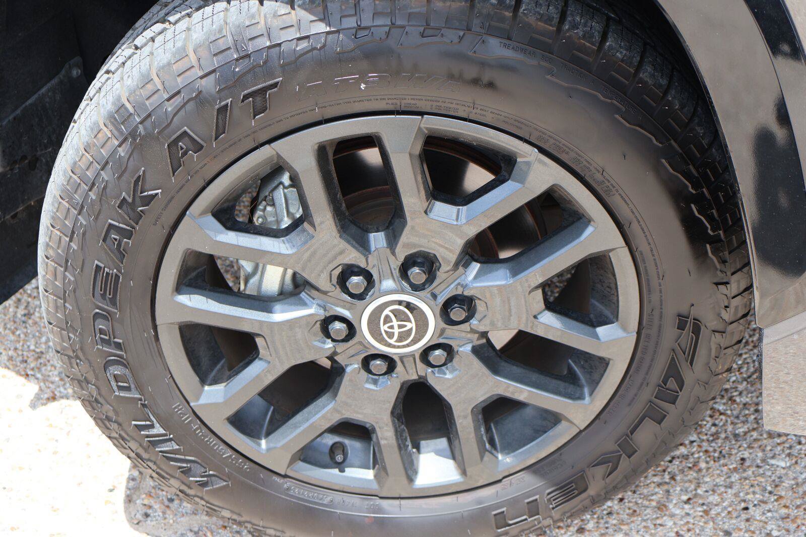 Used 2024 Toyota Tundra Platinum AWD/4WD image 9