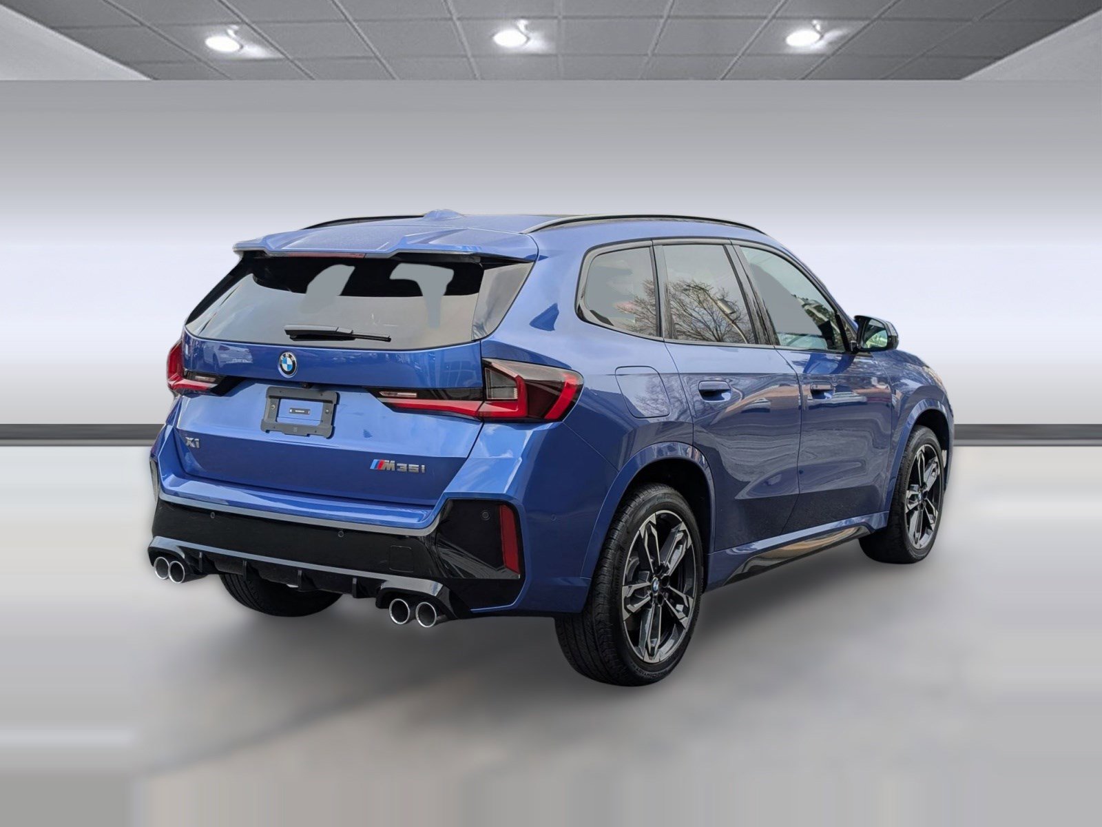 Used 2025 BMW X1 M35i image 9