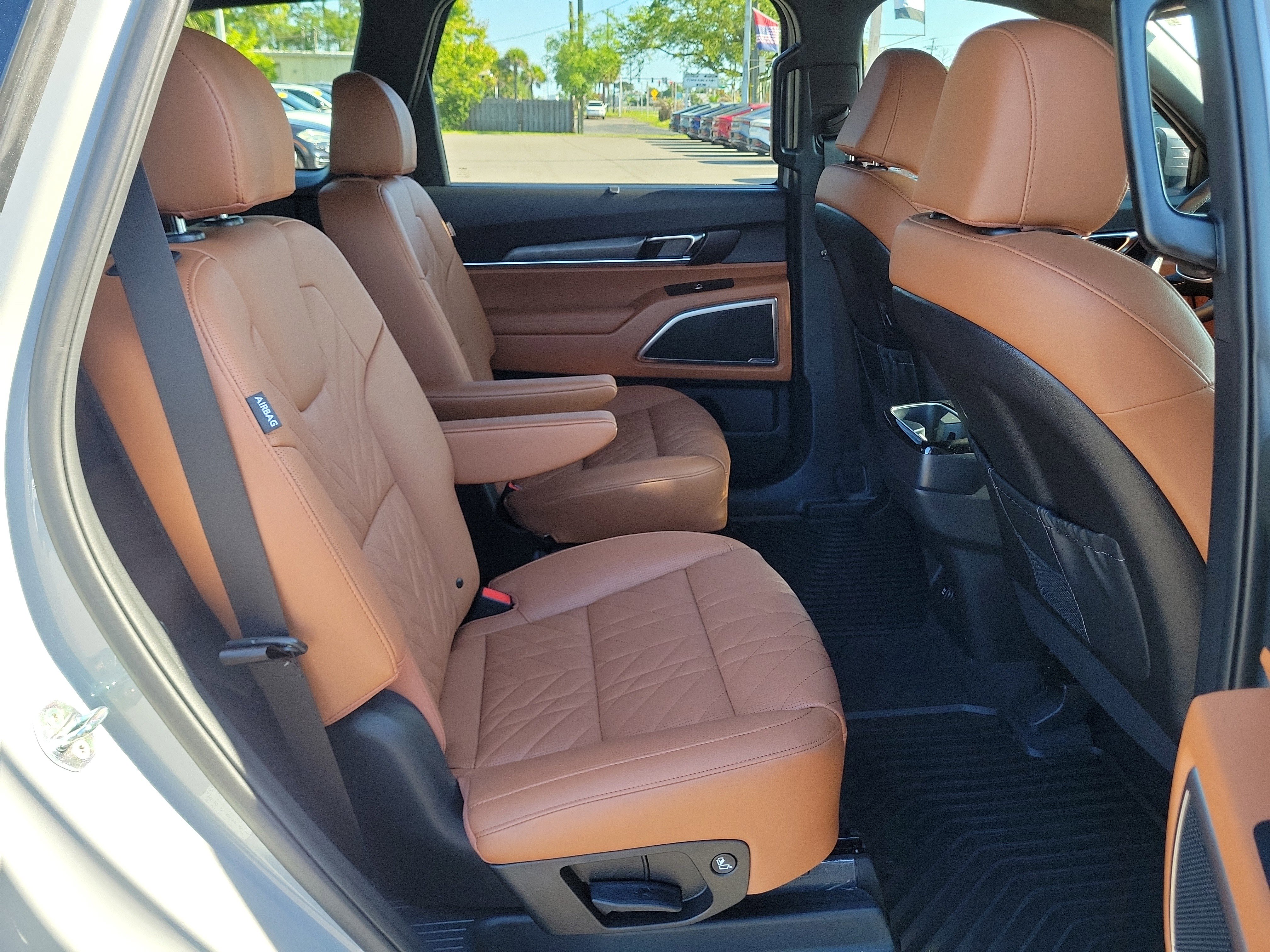 Certified 2025 Kia Telluride EX X-Line AWD/4WD image 12