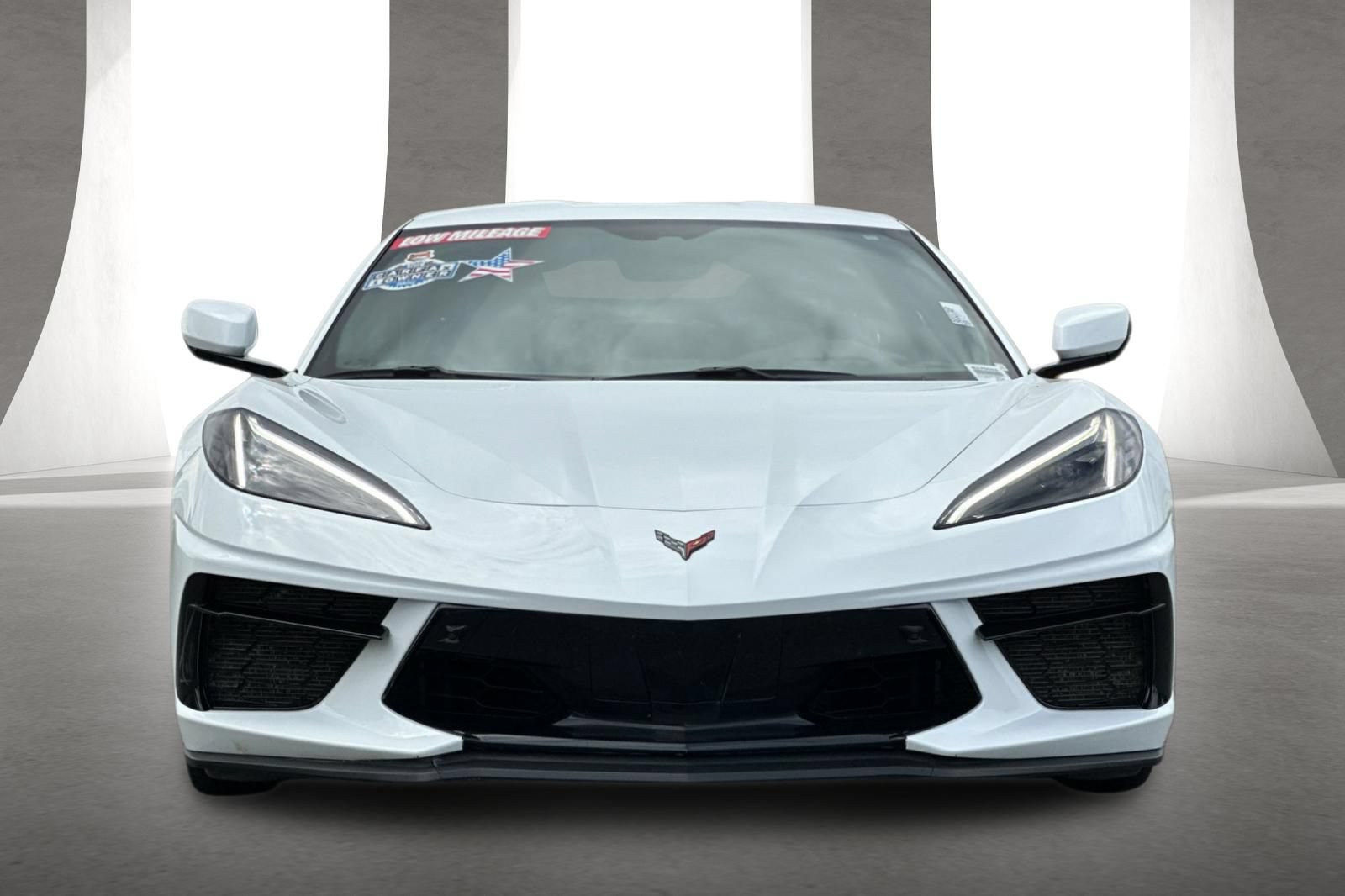 Used 2022 Chevrolet Corvette Stingray Premium Cpe w/ Z51 Performance Package RWD image 9