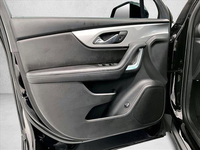 Used 2022 Chevrolet Blazer LT FWD image 18