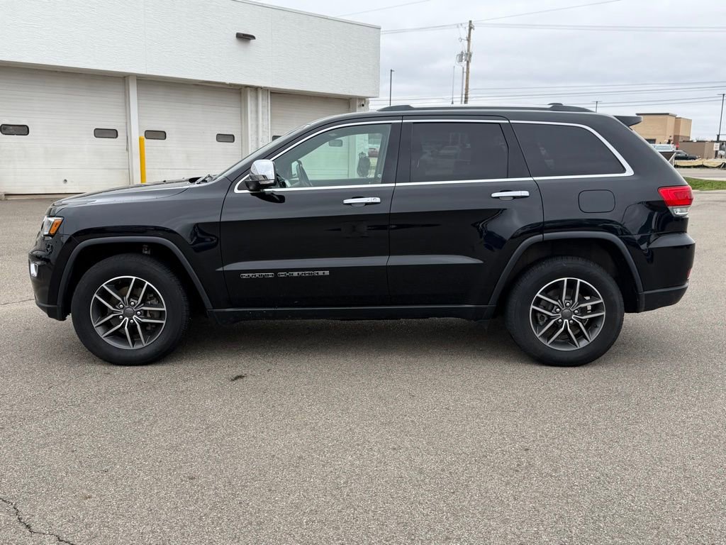 Used 2019 Jeep Grand Cherokee Limited w/ Luxury Group II image 2