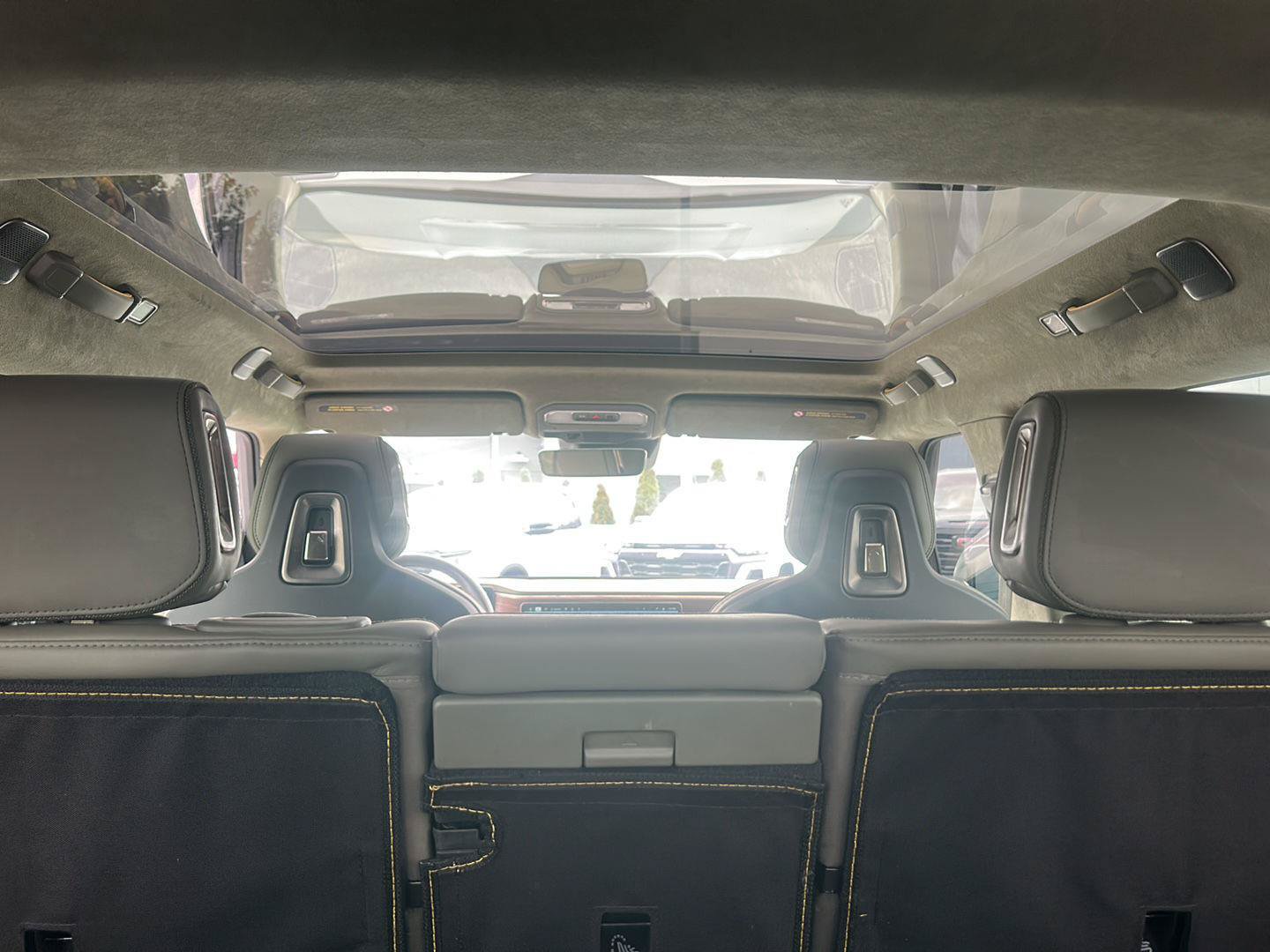 Used 2022 Rivian R1S Launch Edition AWD/4WD image 24
