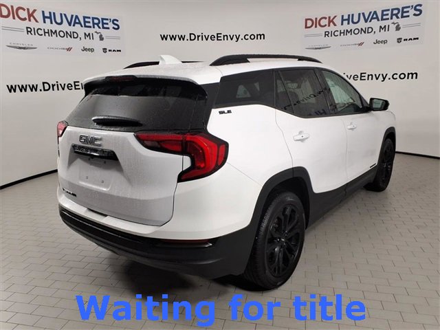 Used 2020 GMC Terrain SLE w/ Driver Convenience Package image 6